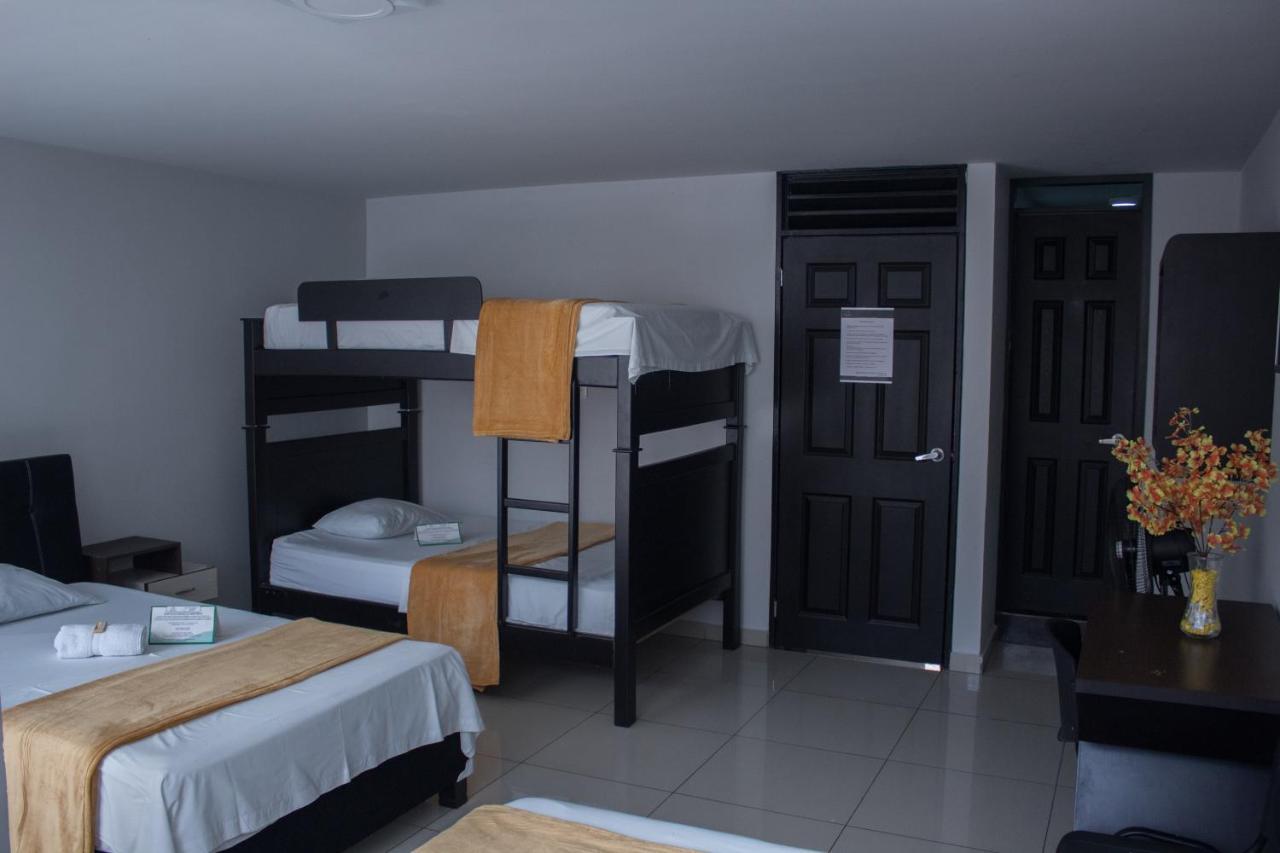 Hotel Escorial Ibagué Kültér fotó